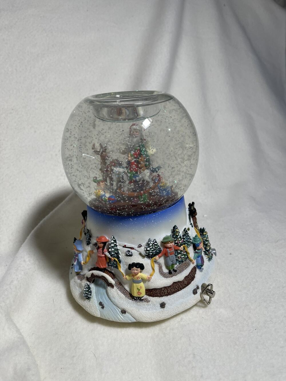 Party Lite "Christmas Morning" Tea Lite Musical Globe